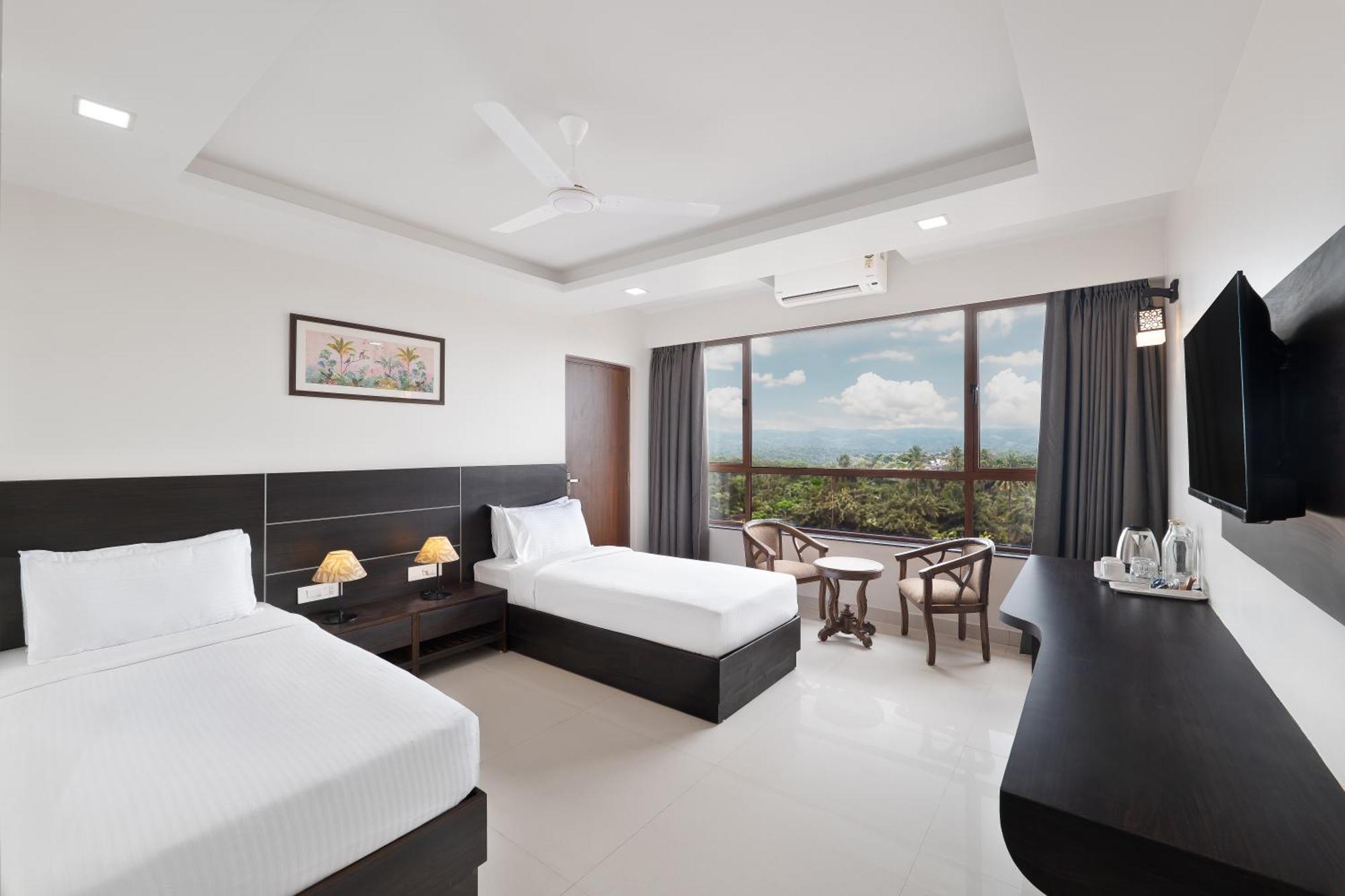 Porvorim Regency Goa Hotel by BSG Absolute Exterior foto